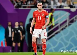  Scout巅峰对决，莱万多夫斯基与30激战雄鹿分钟，势不可挡胜负难料！